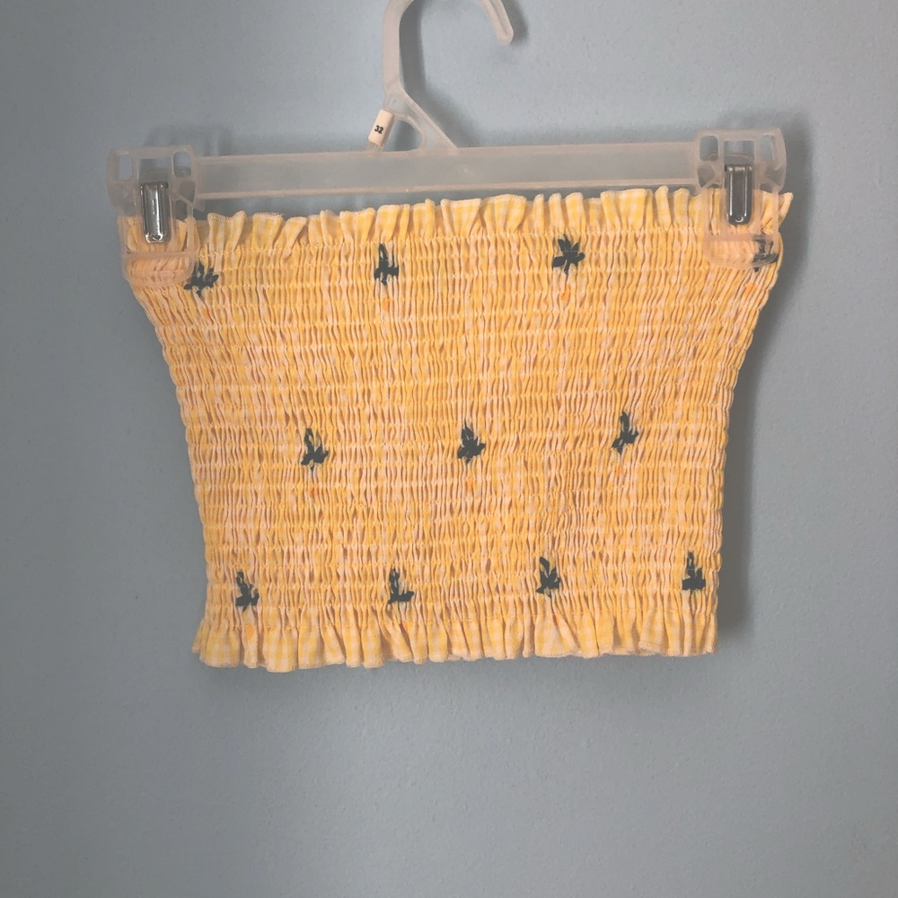 2 strapless crop tops